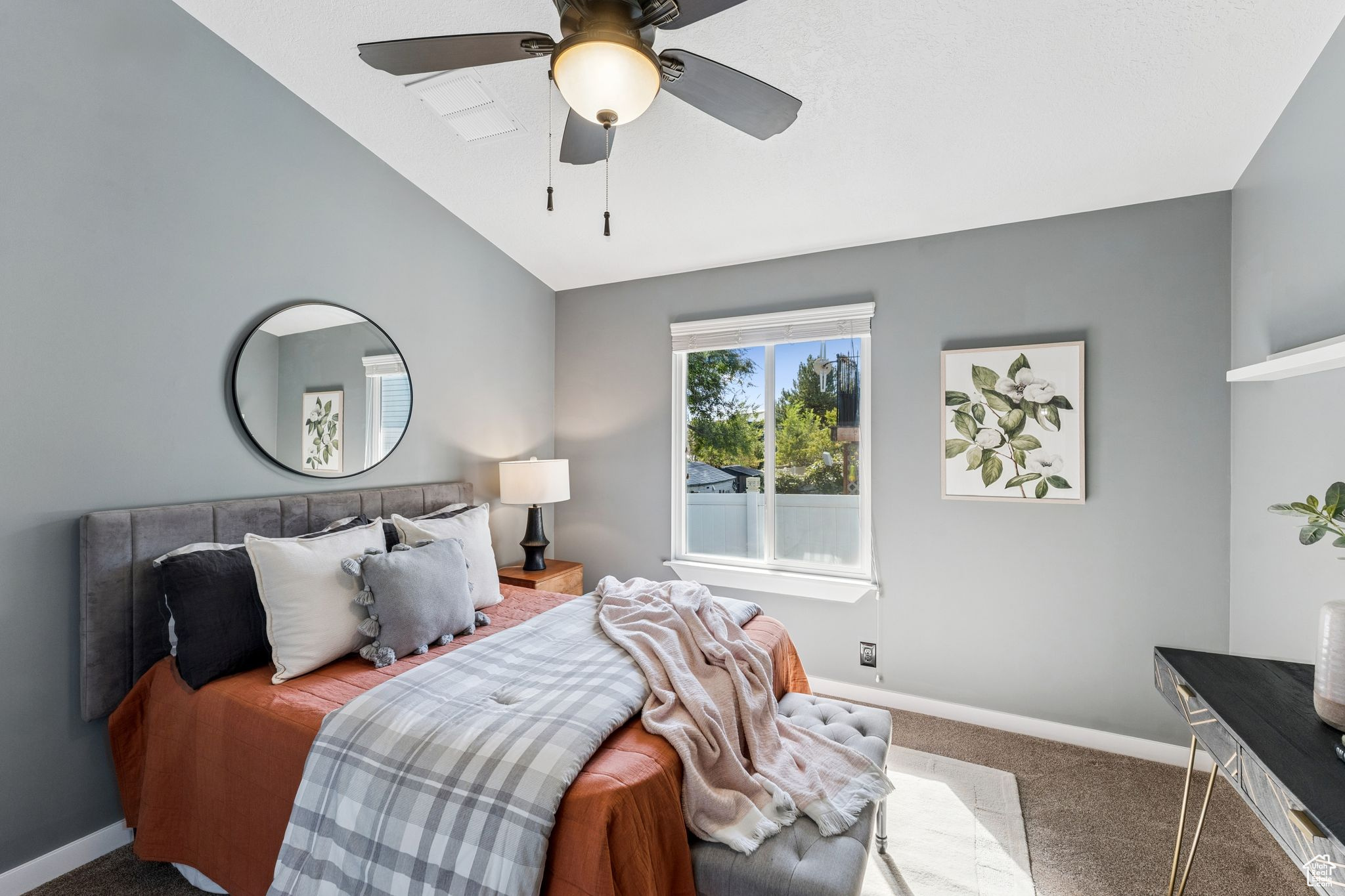 OAKRIDGE COUNTRYCLUB ESTATES - Residential