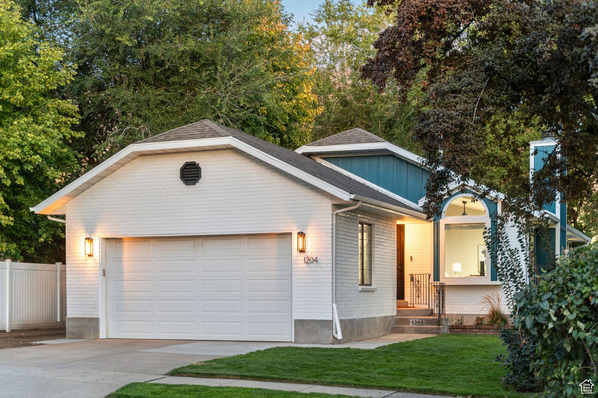 OAKRIDGE COUNTRYCLUB ESTATES - Residential
