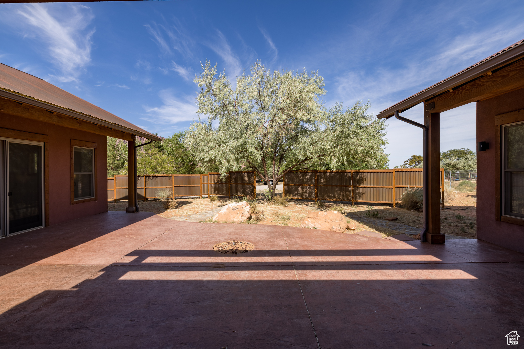 WHITE HORSE - Residential