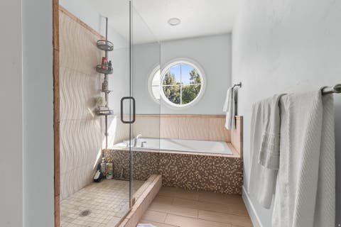 Tiny photo for 1503 SWEETWATER LN, Farmington, UT 84025 (MLS # 2176894)