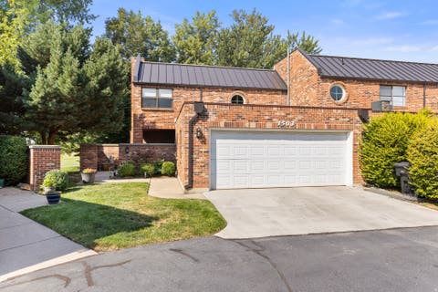 Photo of 1503 SWEETWATER LN, Farmington, UT 84025 (MLS # 2176894) Photo of 1503 SWEETWATER LN, Farmington, UT 84025 (MLS # 2176894)