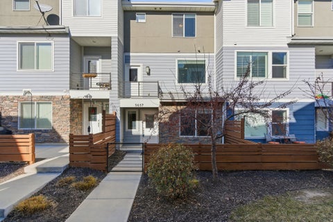 Townhouse For Sale - 3657 W Sunrise Sky Ln<br/> South Jordan, UT 84009