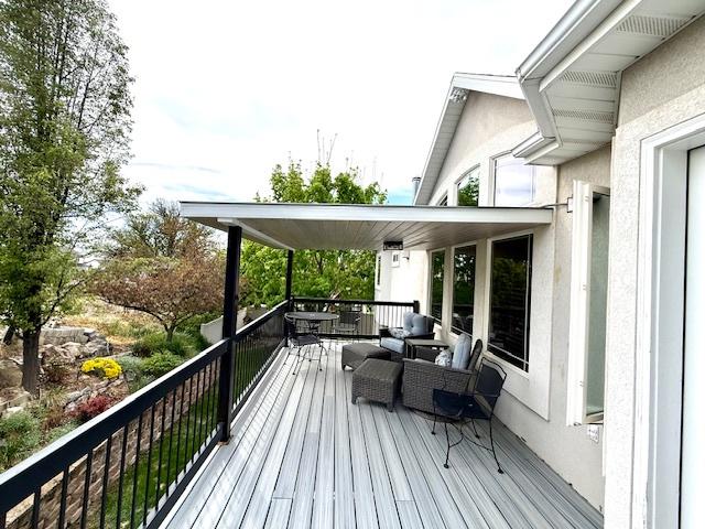 CANYON BROOK - Residential