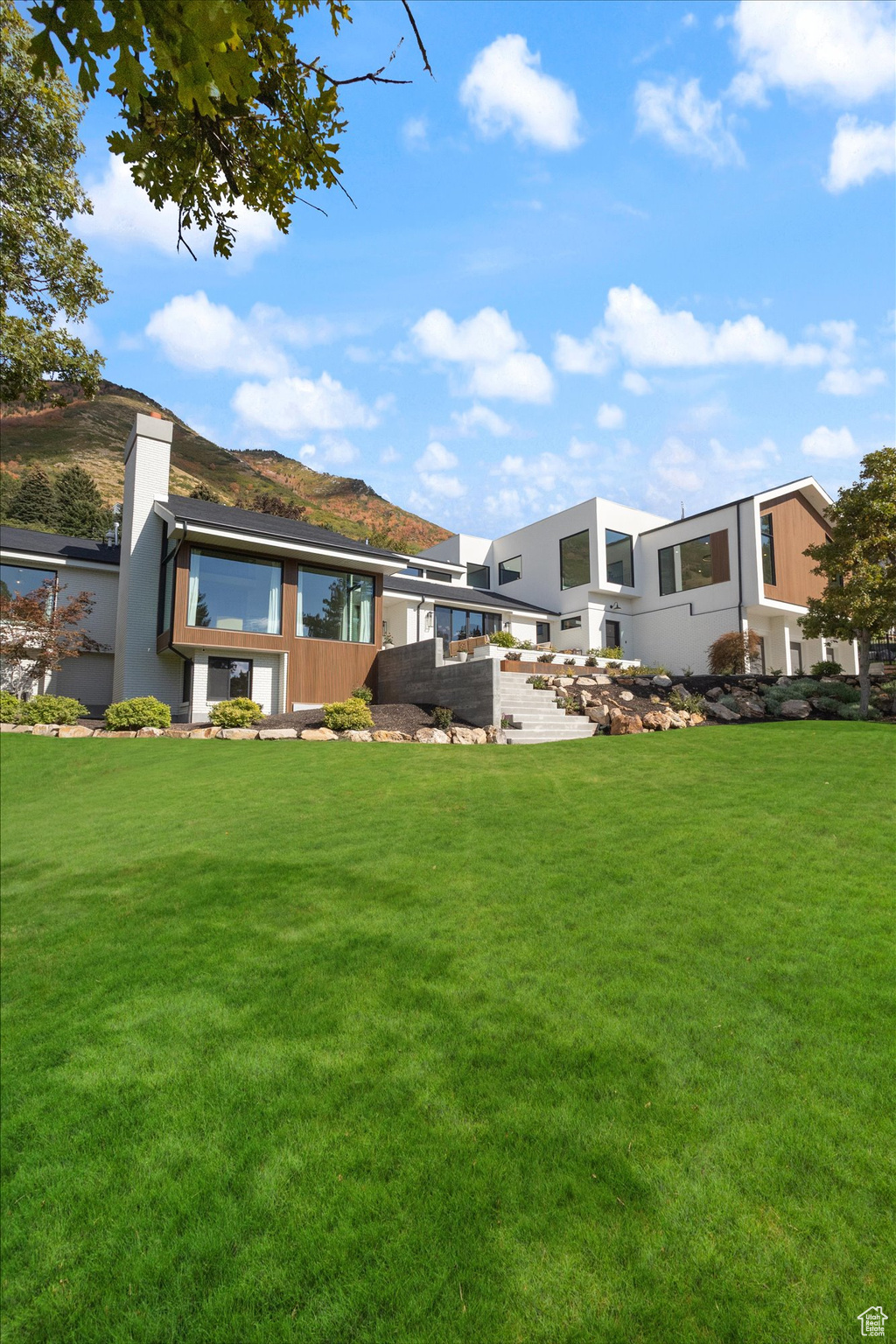 OLYMPUS COVE - Residential