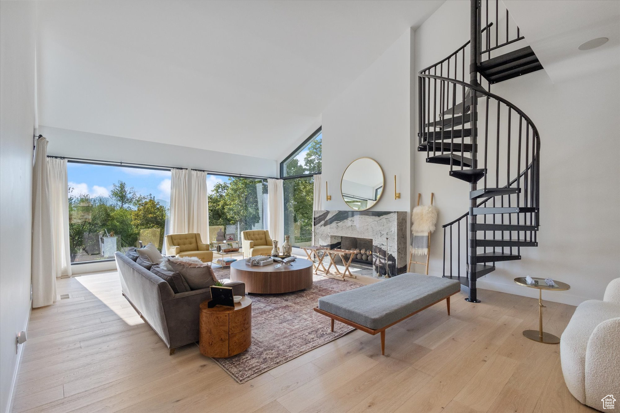 OLYMPUS COVE - Residential