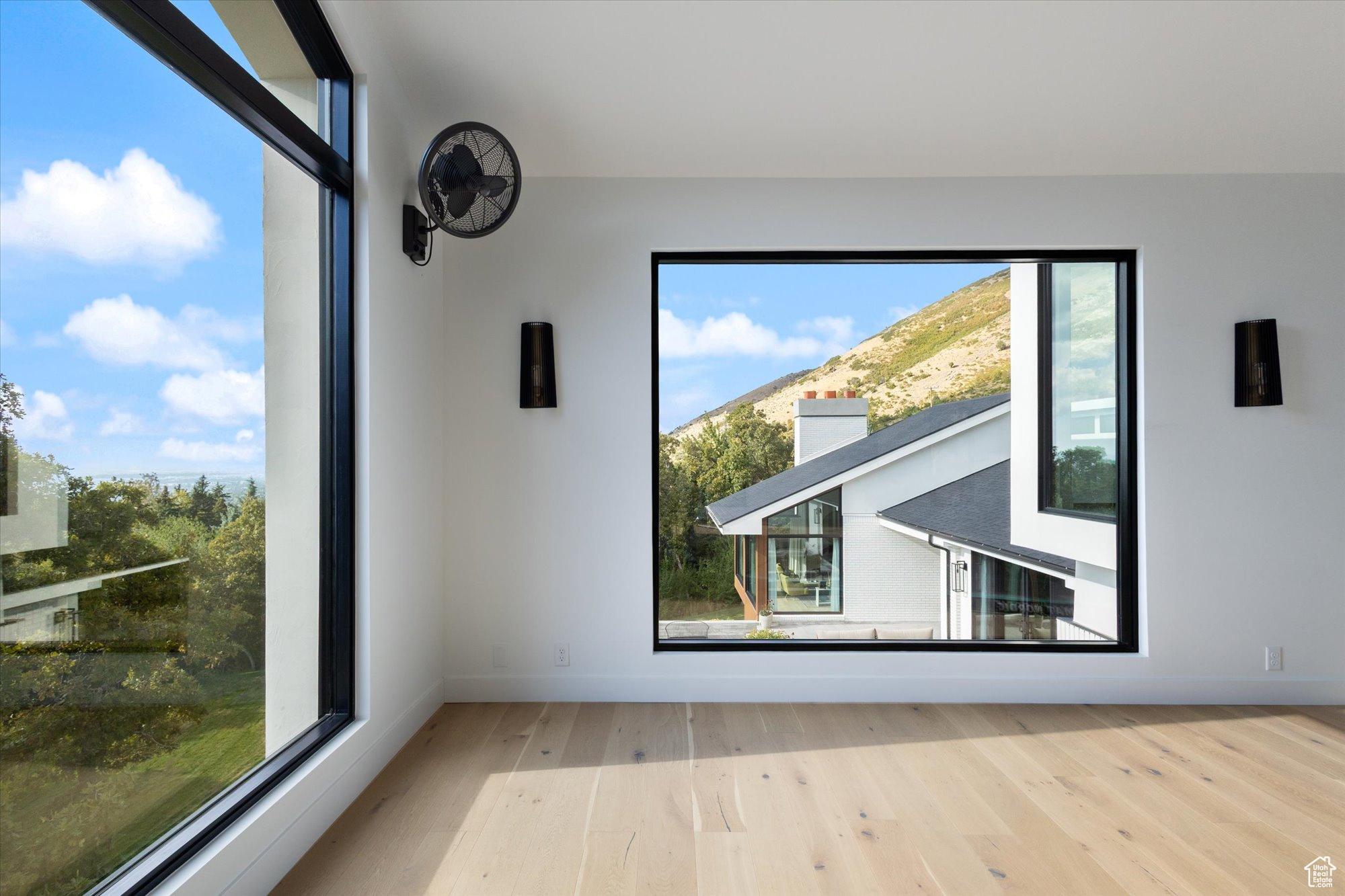 OLYMPUS COVE - Residential