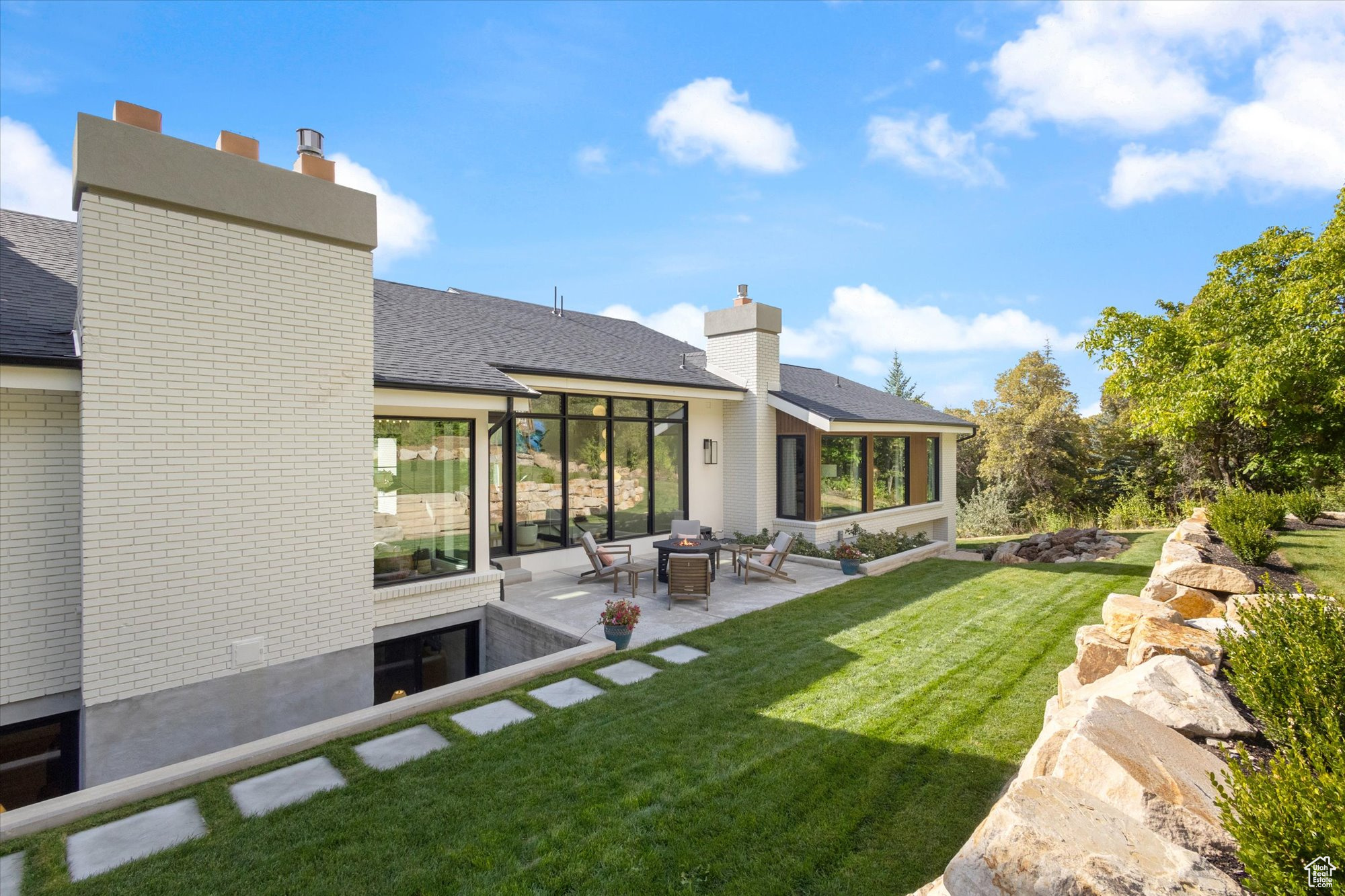 OLYMPUS COVE - Residential