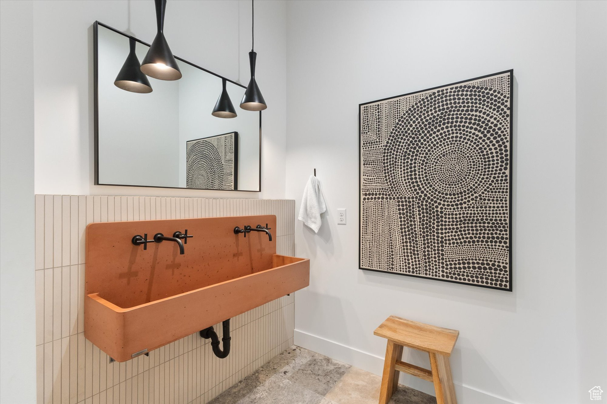 OLYMPUS COVE - Residential