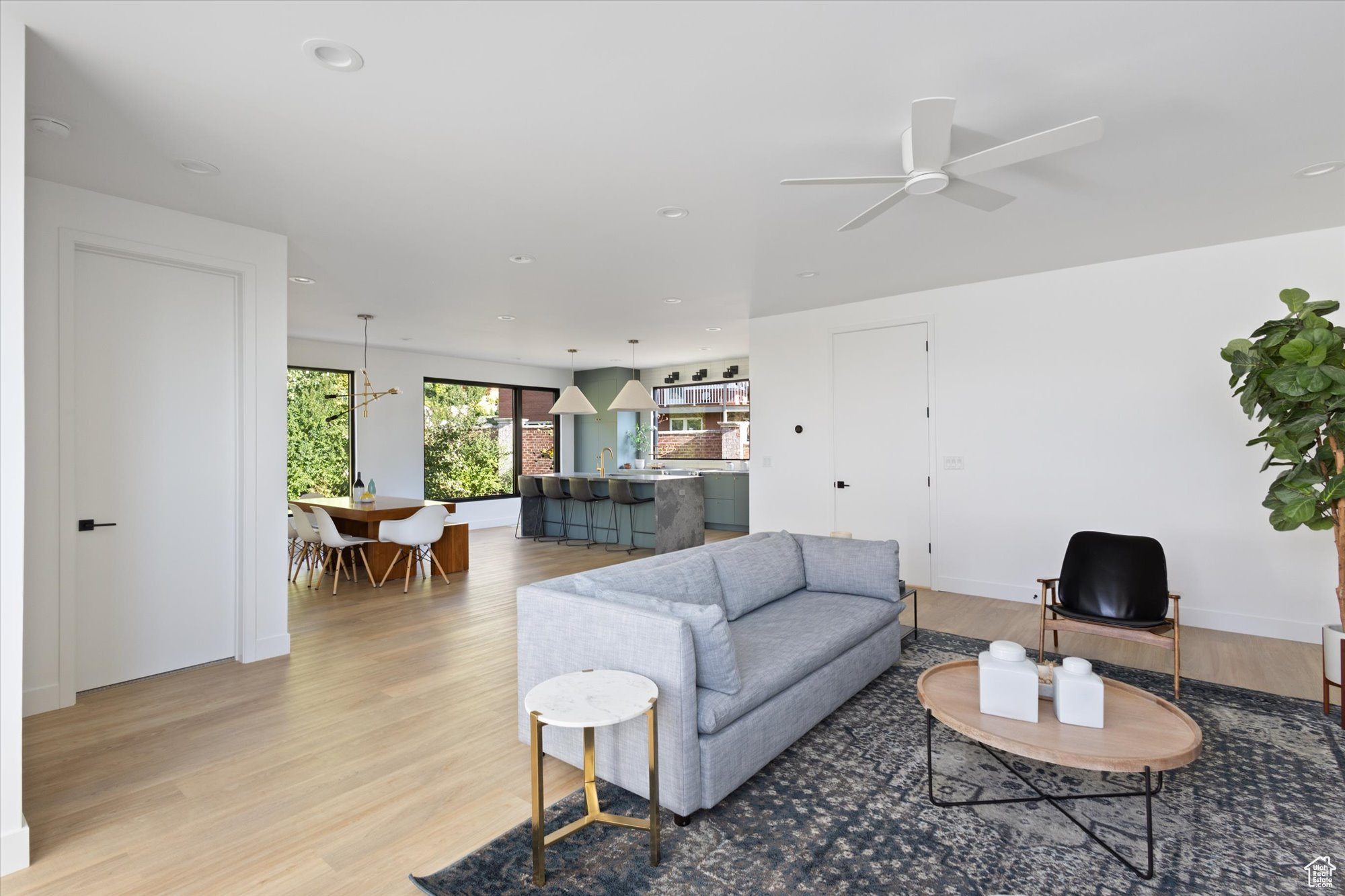 OLYMPUS COVE - Residential