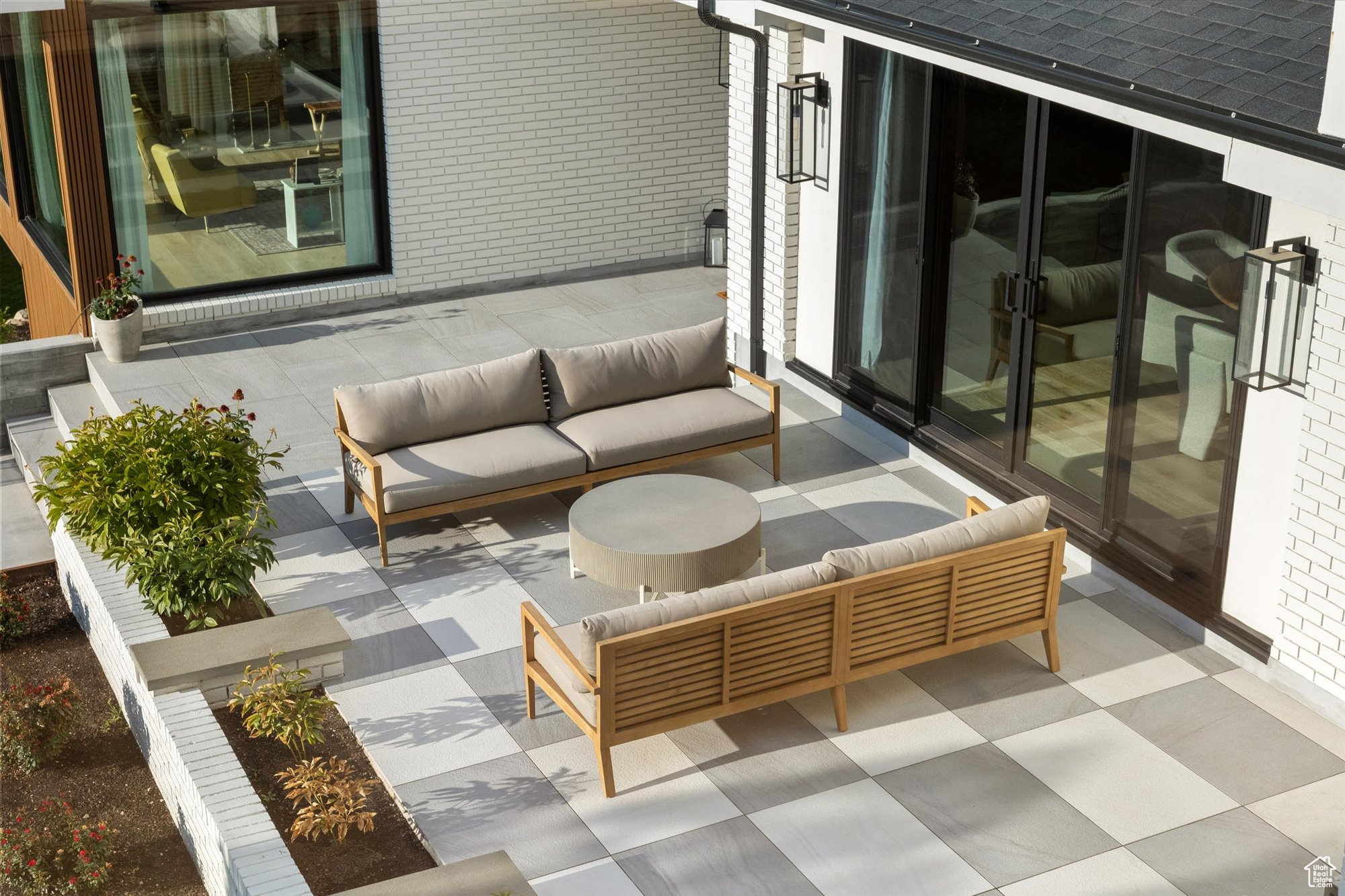 OLYMPUS COVE - Residential