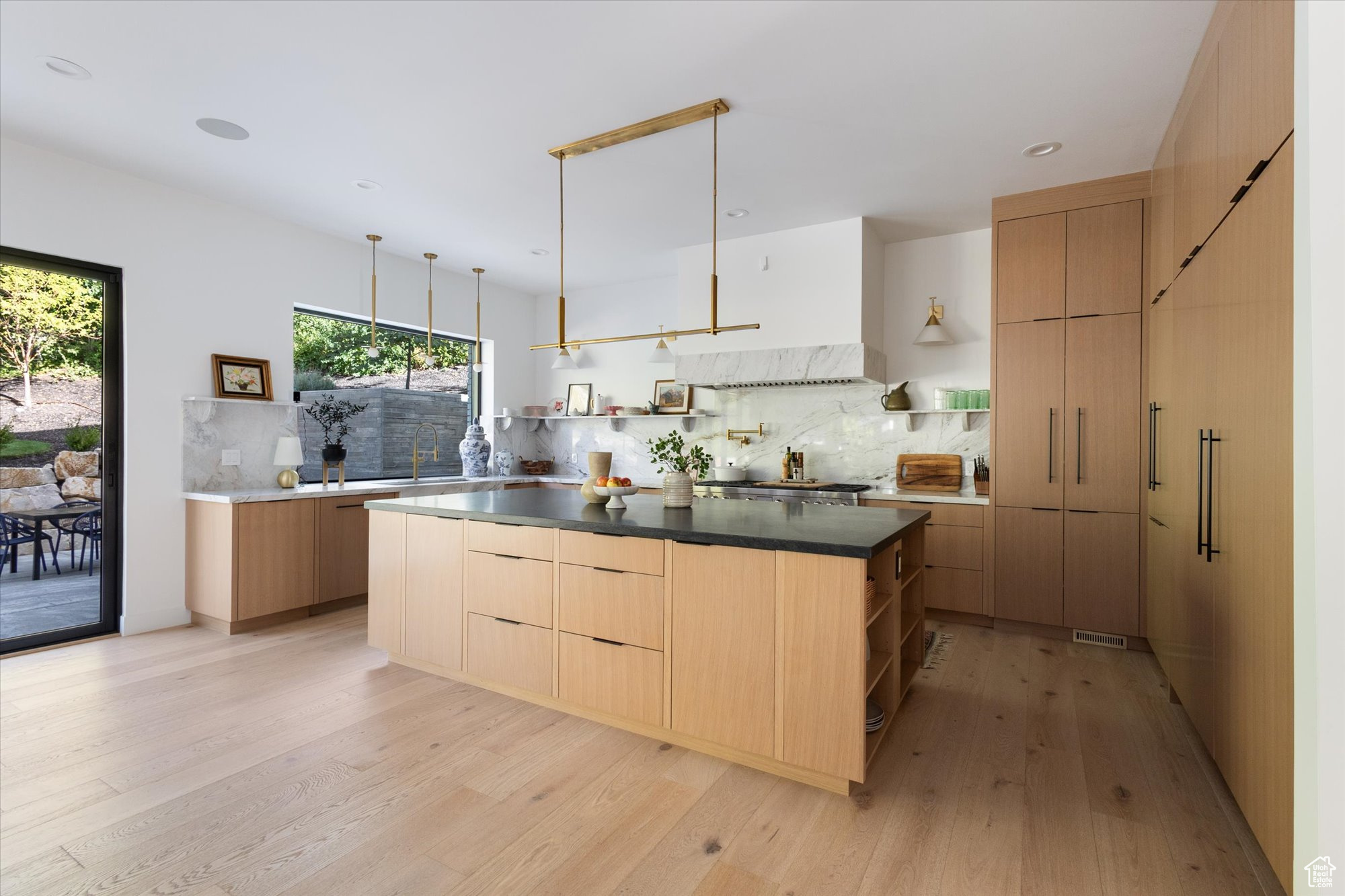 OLYMPUS COVE - Residential