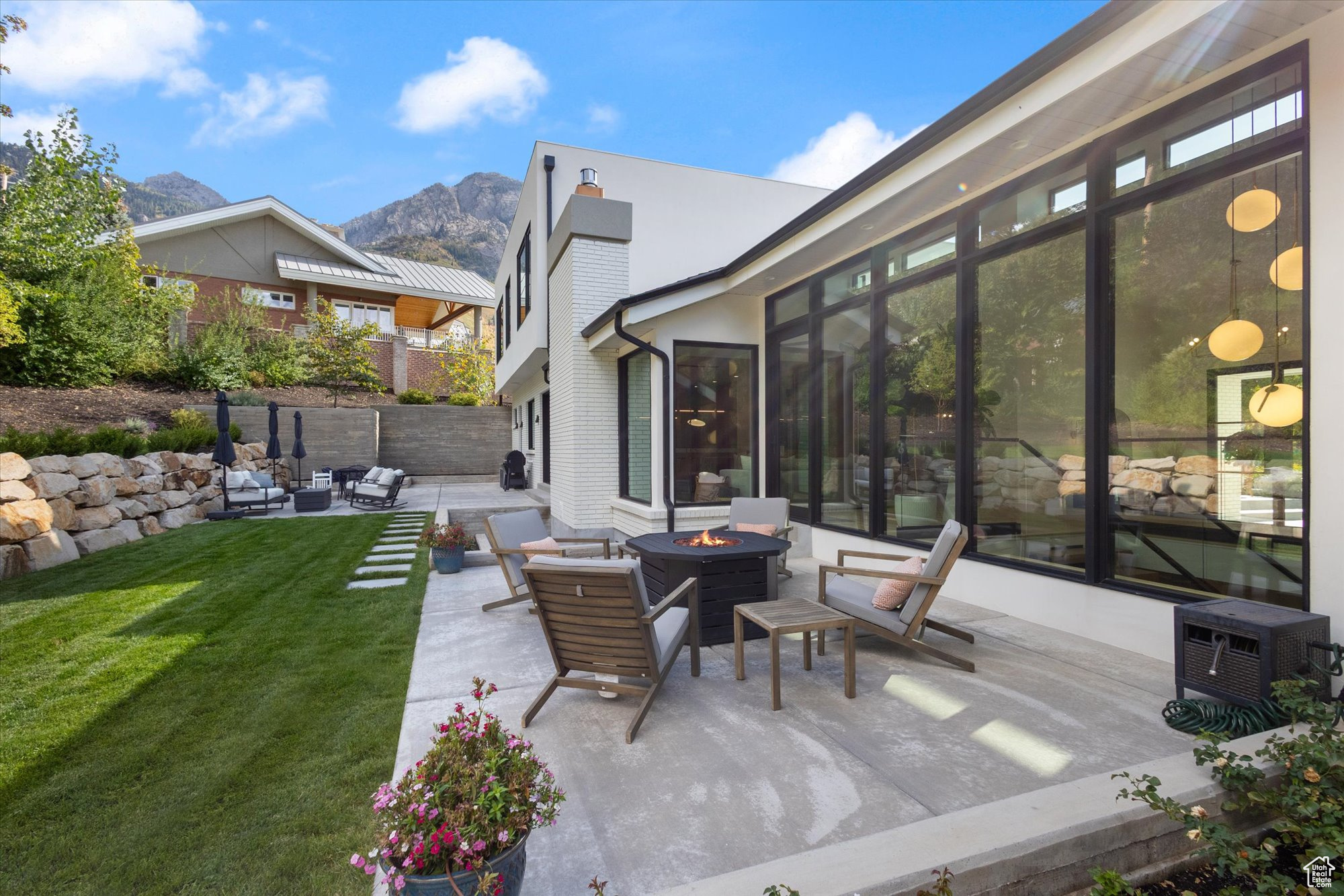 OLYMPUS COVE - Residential