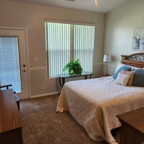 Tiny photo for 111 N TURNBURY LN, Washington, UT 84780 (MLS # 2125924)