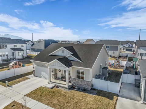 Tiny photo for 141 N PINNACLE AVE, Mapleton, UT 84664 (MLS # 2131978)