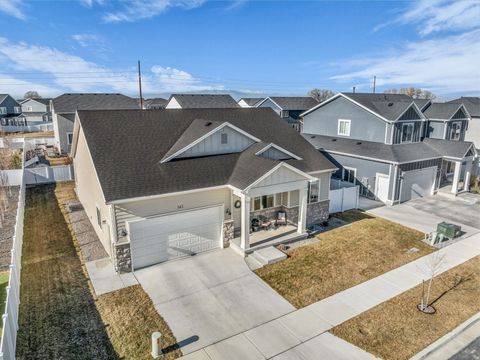Tiny photo for 141 N PINNACLE AVE, Mapleton, UT 84664 (MLS # 2131978)