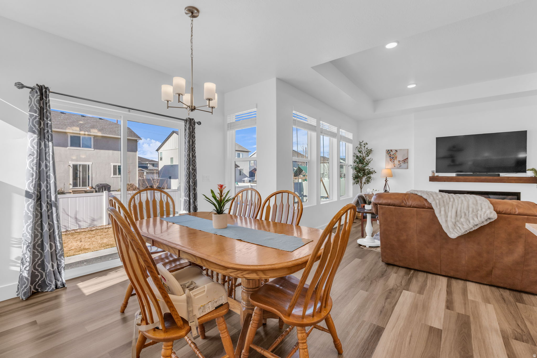 SUNRISE RANCH - Residential