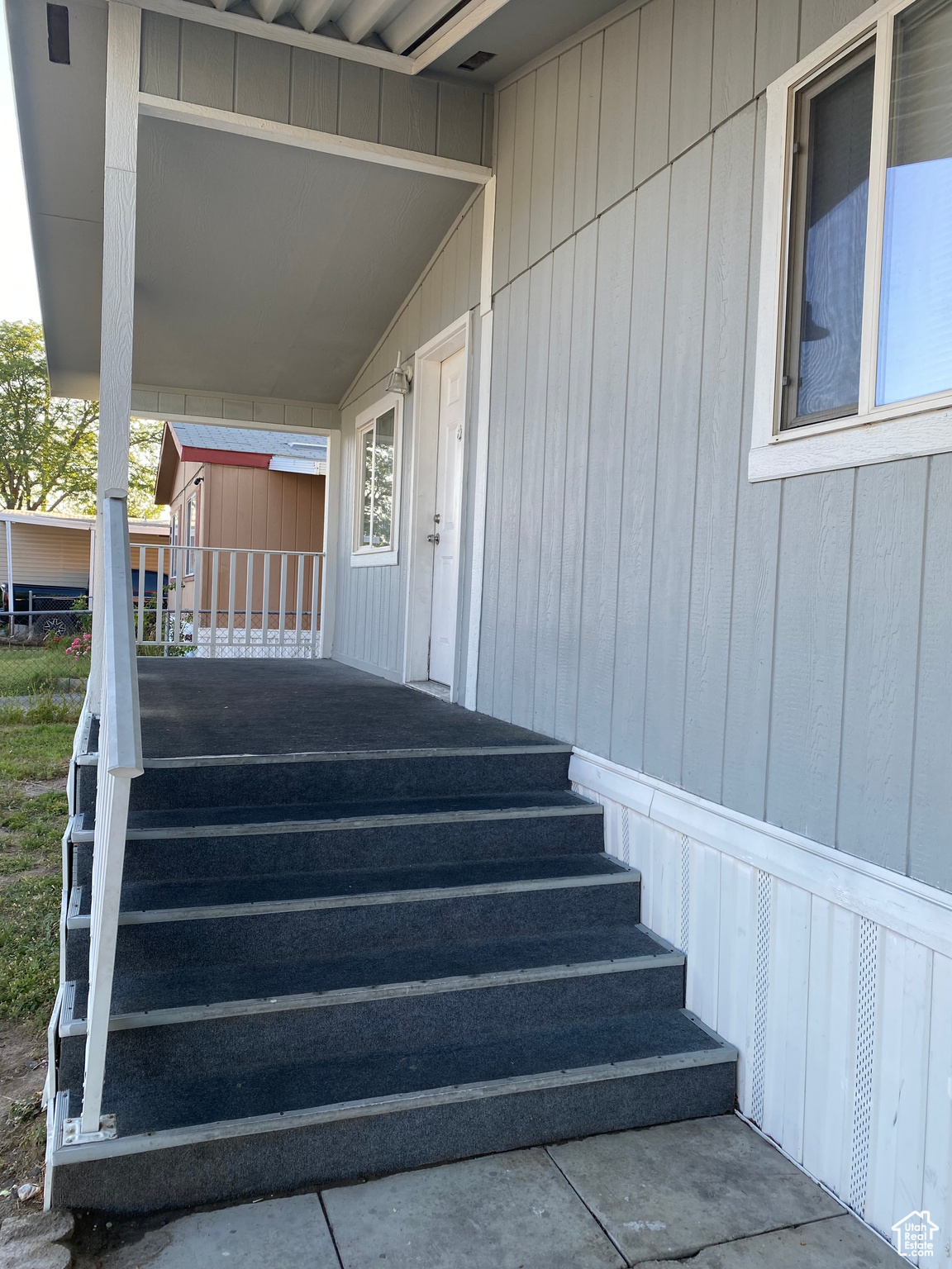 MEADOW BROOK - Residential