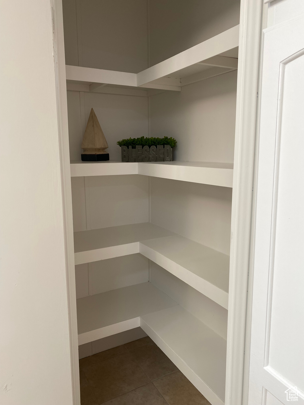 MEADOW BROOK - Residential