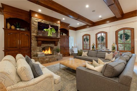 Tiny photo for 2620 E CASTO LN, Holladay, UT 84117 (MLS # 2143694)