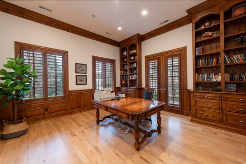 Tiny photo for 2620 E CASTO LN, Holladay, UT 84117 (MLS # 2143694)