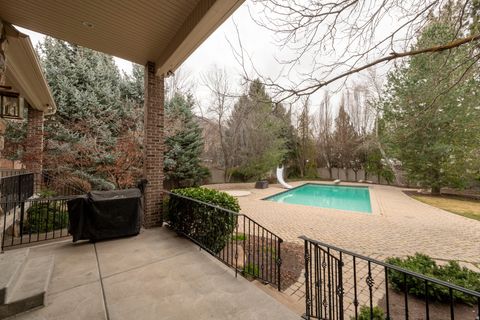 Tiny photo for 2620 E CASTO LN, Holladay, UT 84117 (MLS # 2143694)