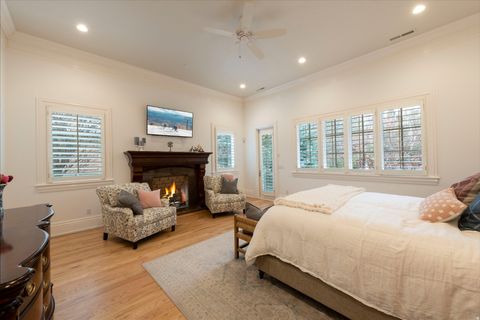 Tiny photo for 2620 E CASTO LN, Holladay, UT 84117 (MLS # 2143694)