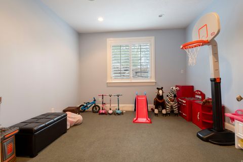 Tiny photo for 2620 E CASTO LN, Holladay, UT 84117 (MLS # 2143694)