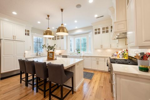 Tiny photo for 2620 E CASTO LN, Holladay, UT 84117 (MLS # 2143694)