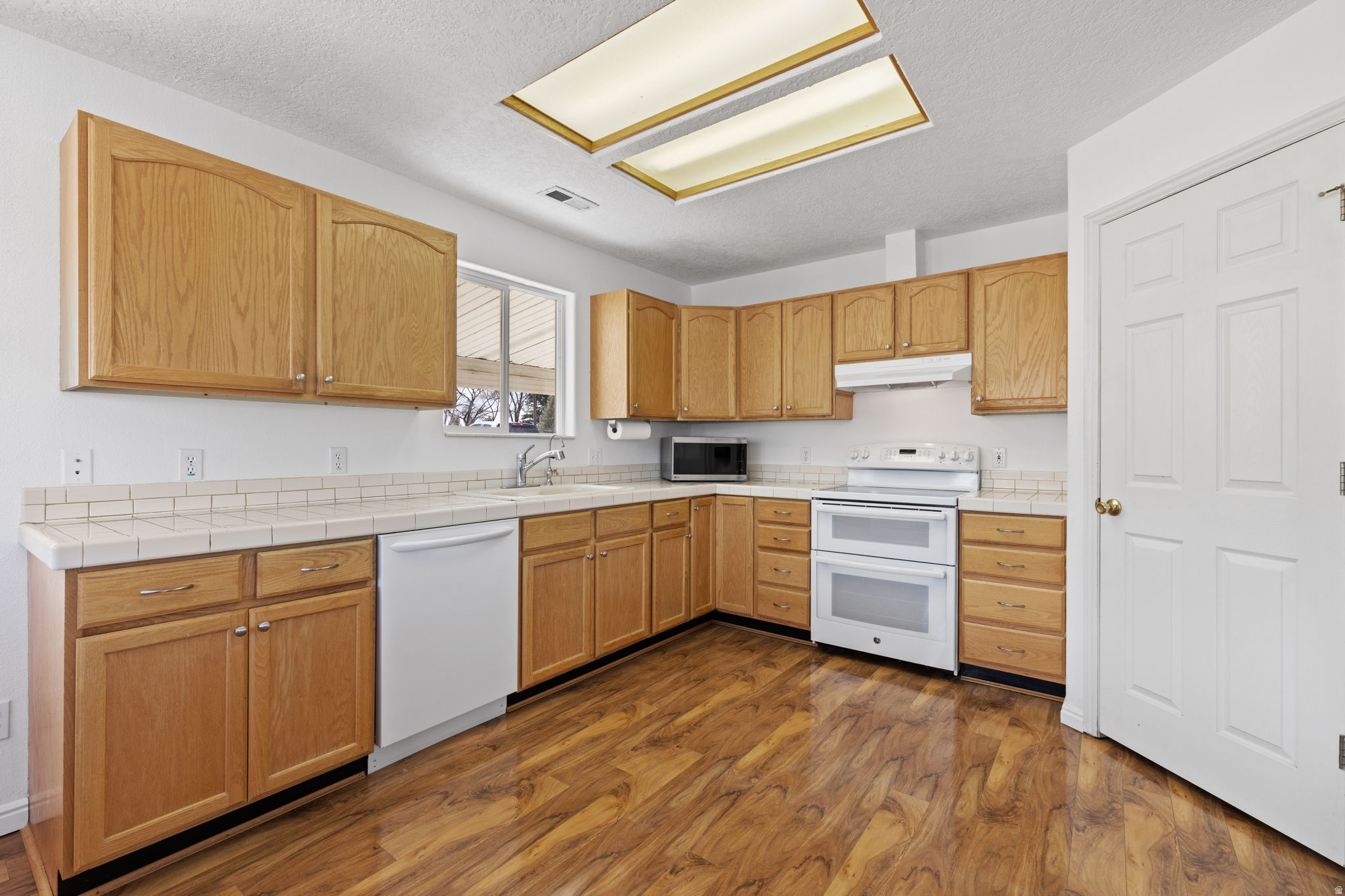 DAILEY MINOR - Residential