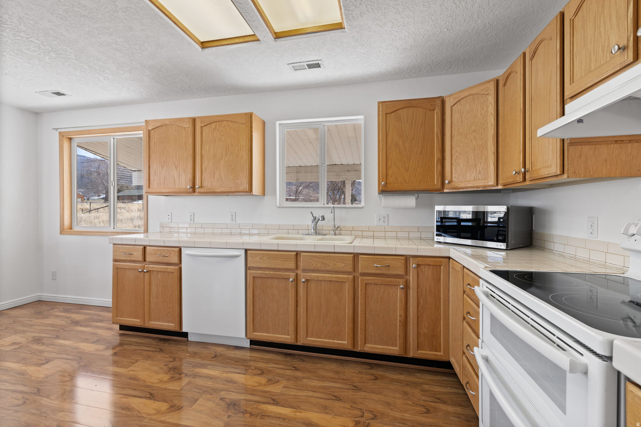 DAILEY MINOR - Residential