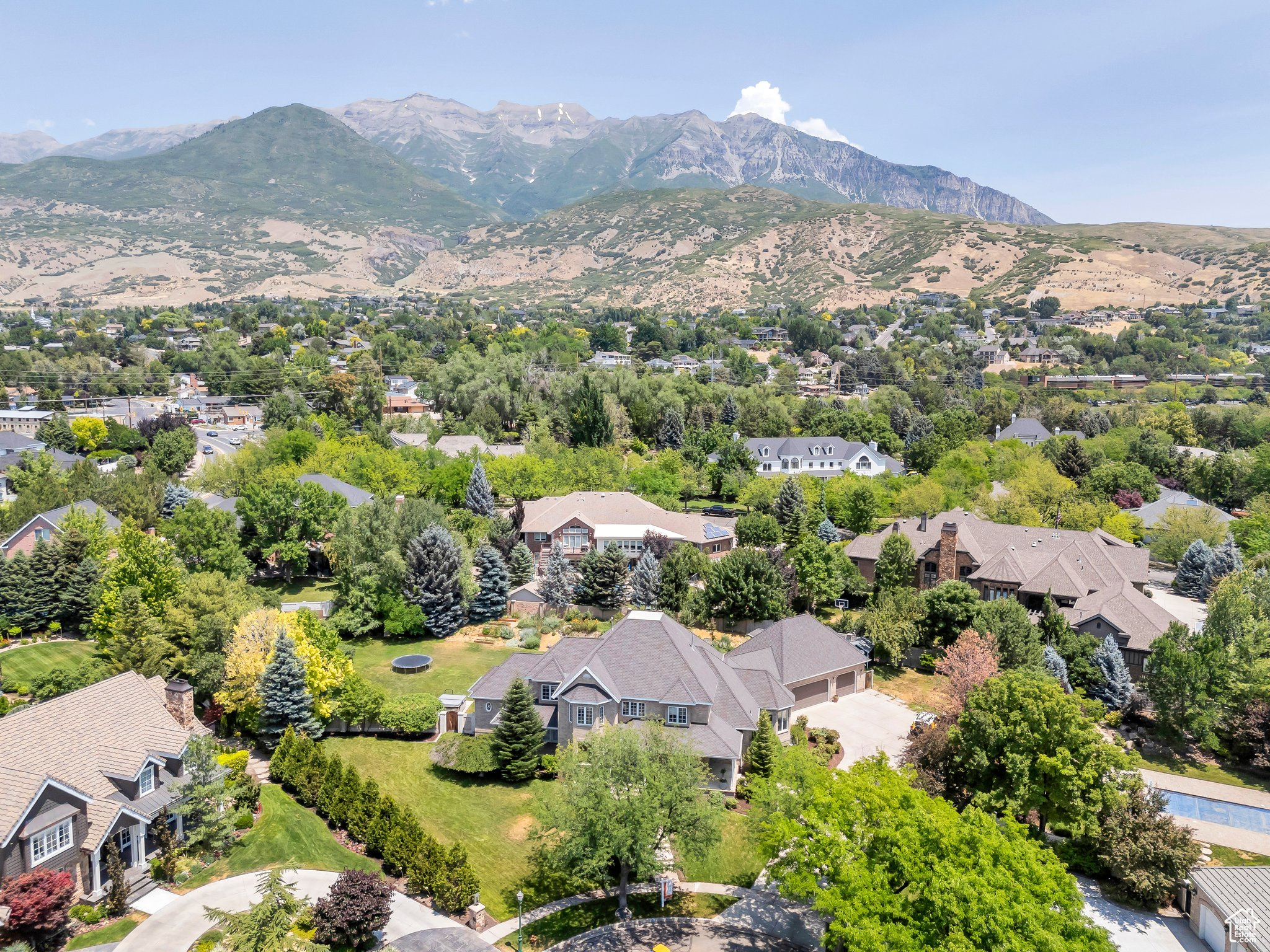 OLD ORCHARD ESTATES - Residential