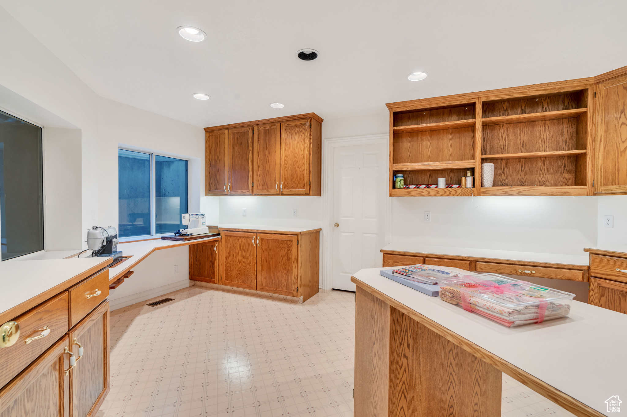 OLD ORCHARD ESTATES - Residential