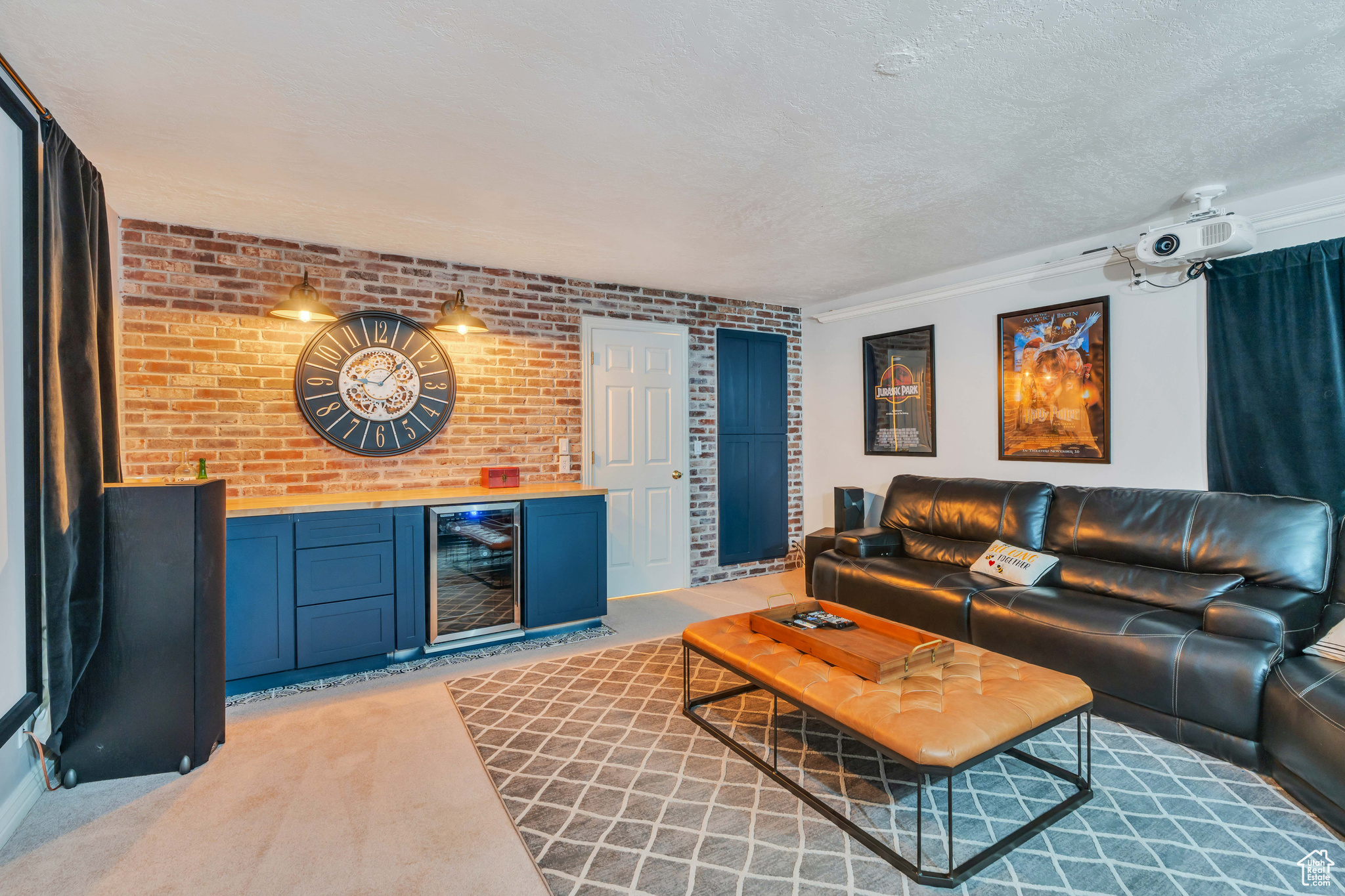 OLD ORCHARD ESTATES - Residential