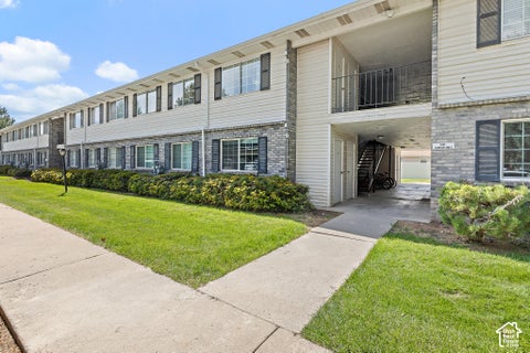 Photo of 53 E 600 S, Orem, UT 84058 (MLS # 2187984)