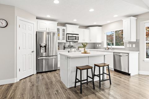 Tiny photo for 394 E BREWSTER DR, Draper, UT 84020 (MLS # 2152981)