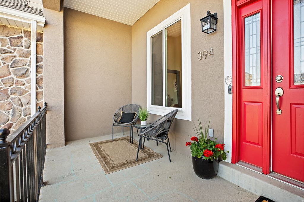 Photo of 394 E BREWSTER DR, Draper, UT 84020 (MLS # 2152981)