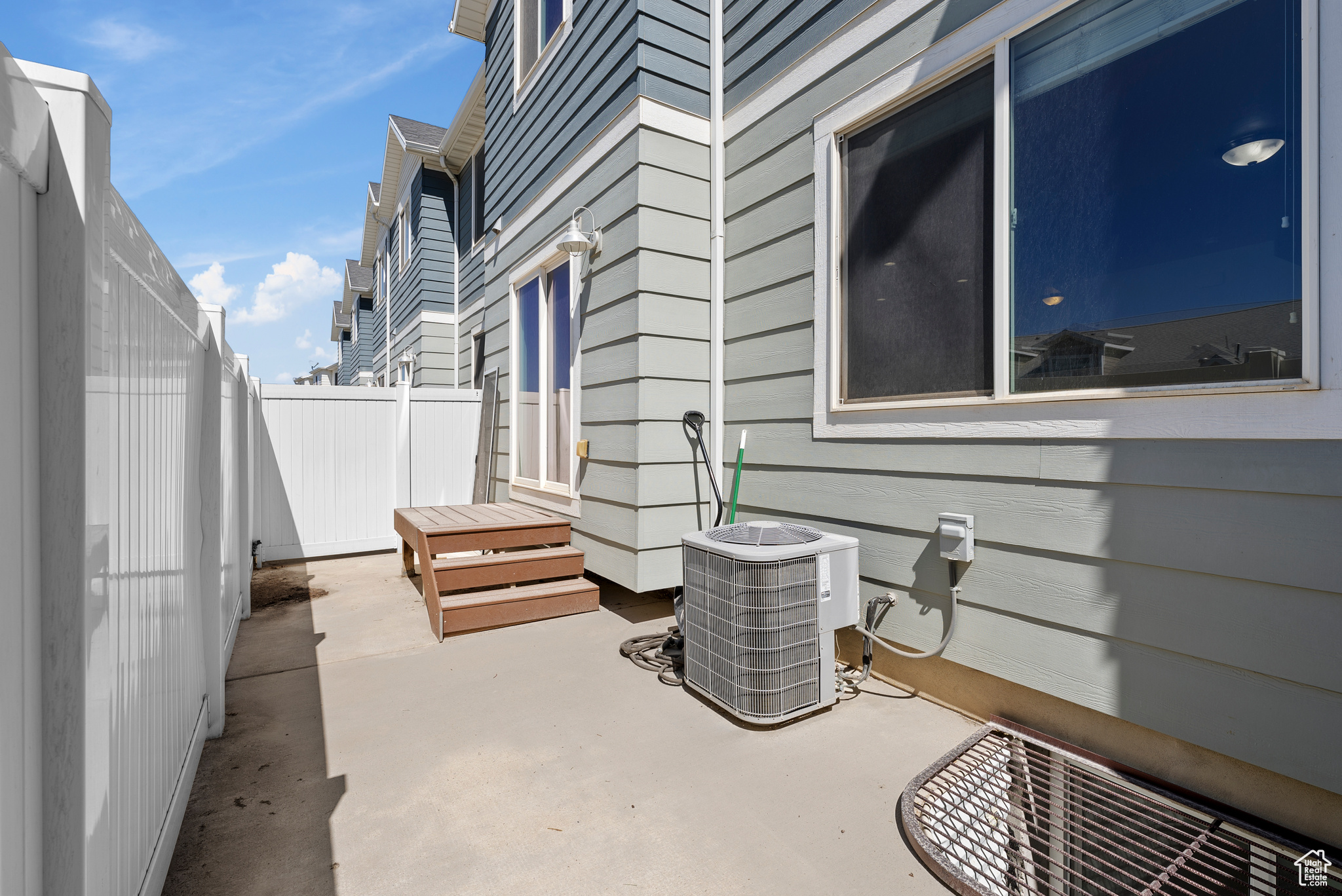 INDEPENDENCE - Residential