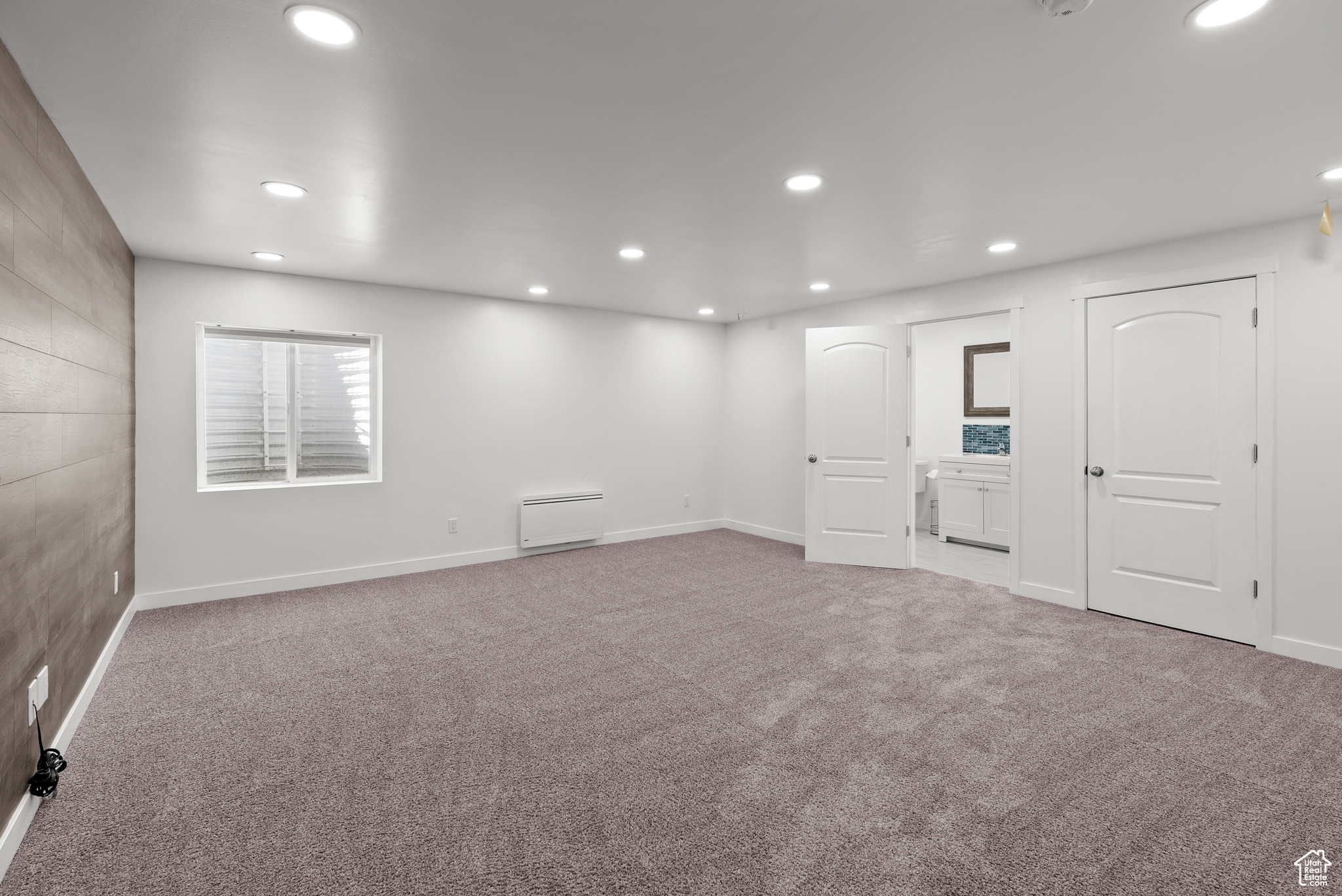 INDEPENDENCE - Residential