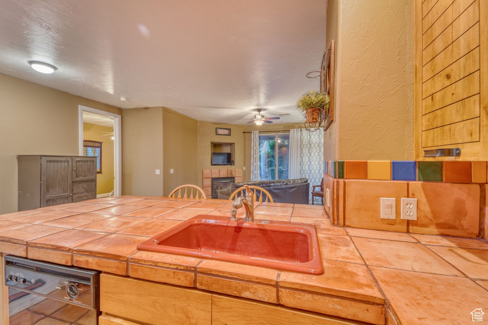 BLACKROCK CONDOS AT STONEBRIDGE - Residential