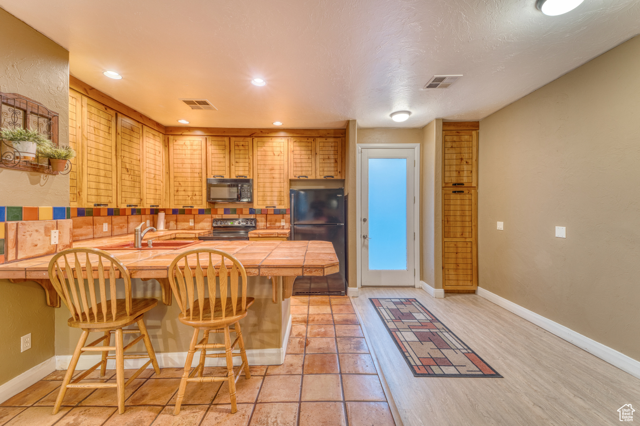 BLACKROCK CONDOS AT STONEBRIDGE - Residential