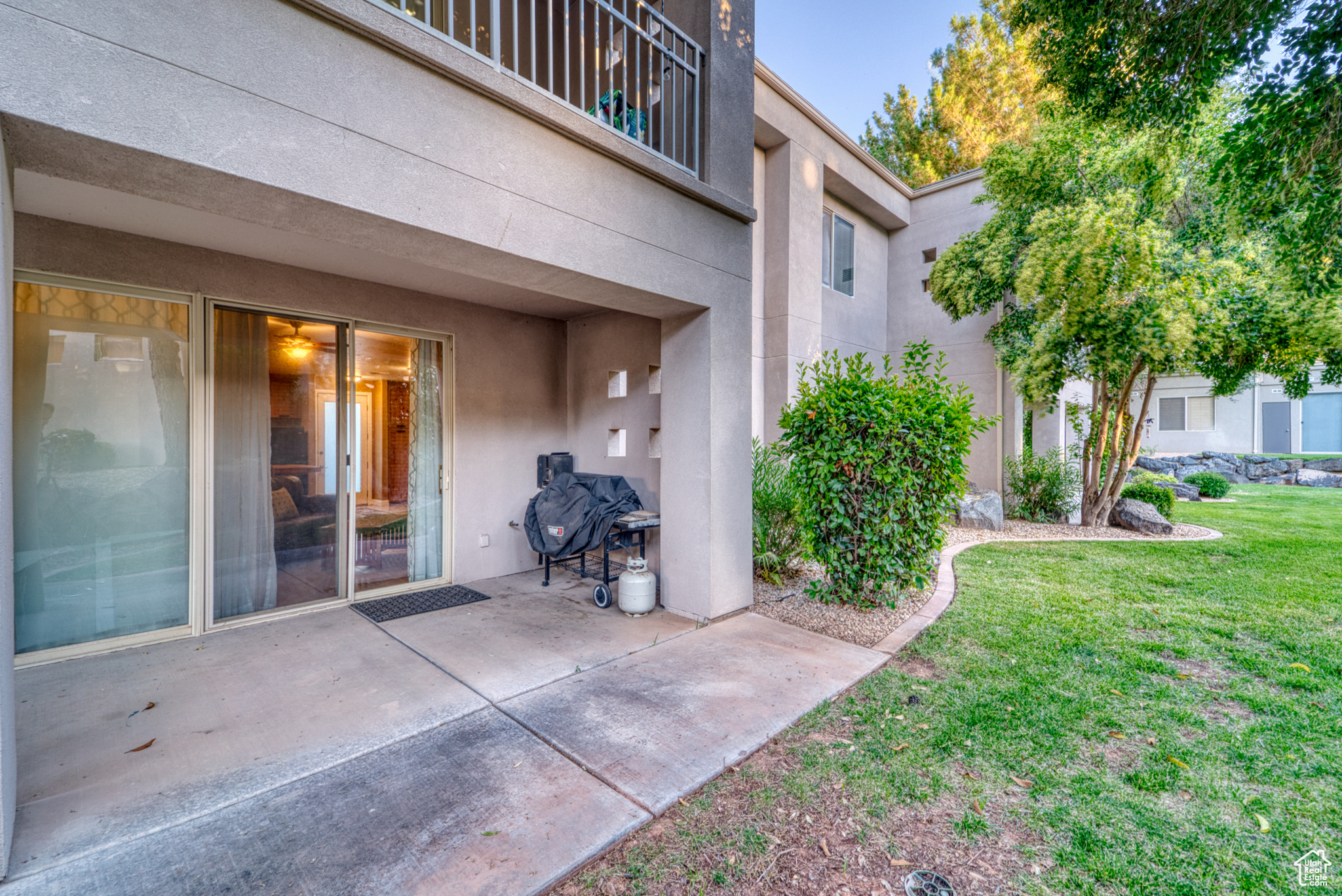 BLACKROCK CONDOS AT STONEBRIDGE - Residential