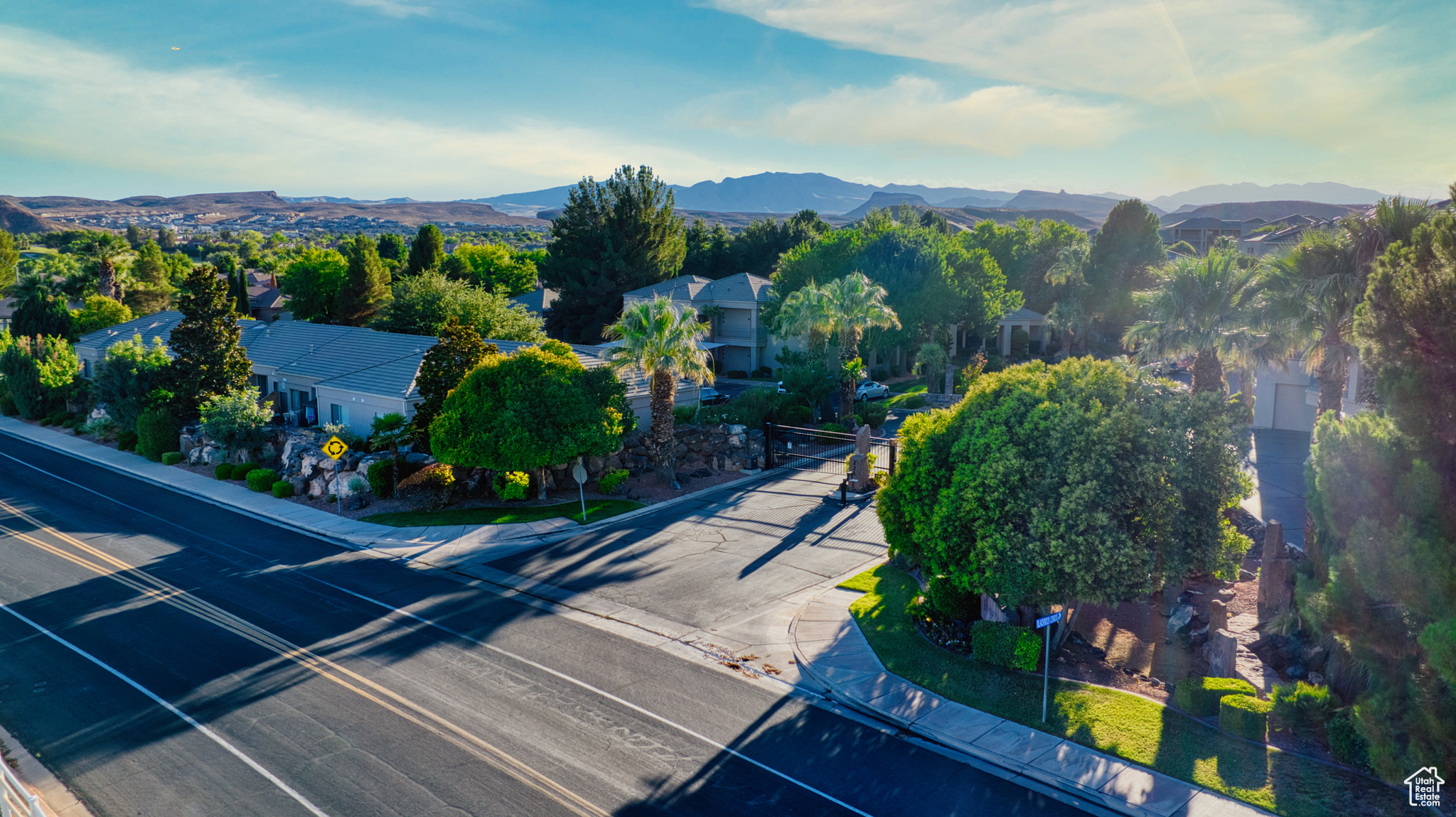 BLACKROCK CONDOS AT STONEBRIDGE - Residential