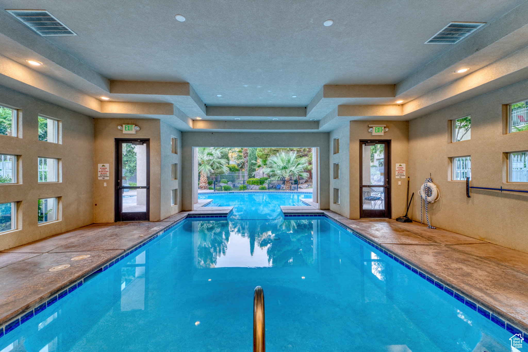 BLACKROCK CONDOS AT STONEBRIDGE - Residential