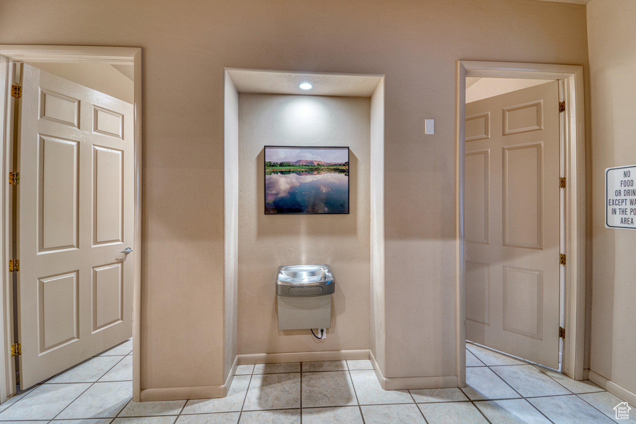 BLACKROCK CONDOS AT STONEBRIDGE - Residential