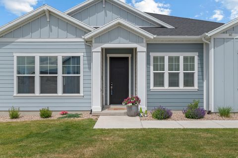 Tiny photo for 531 N LEGEND WAY W #D, Mapleton, UT 84664 (MLS # 2153805)