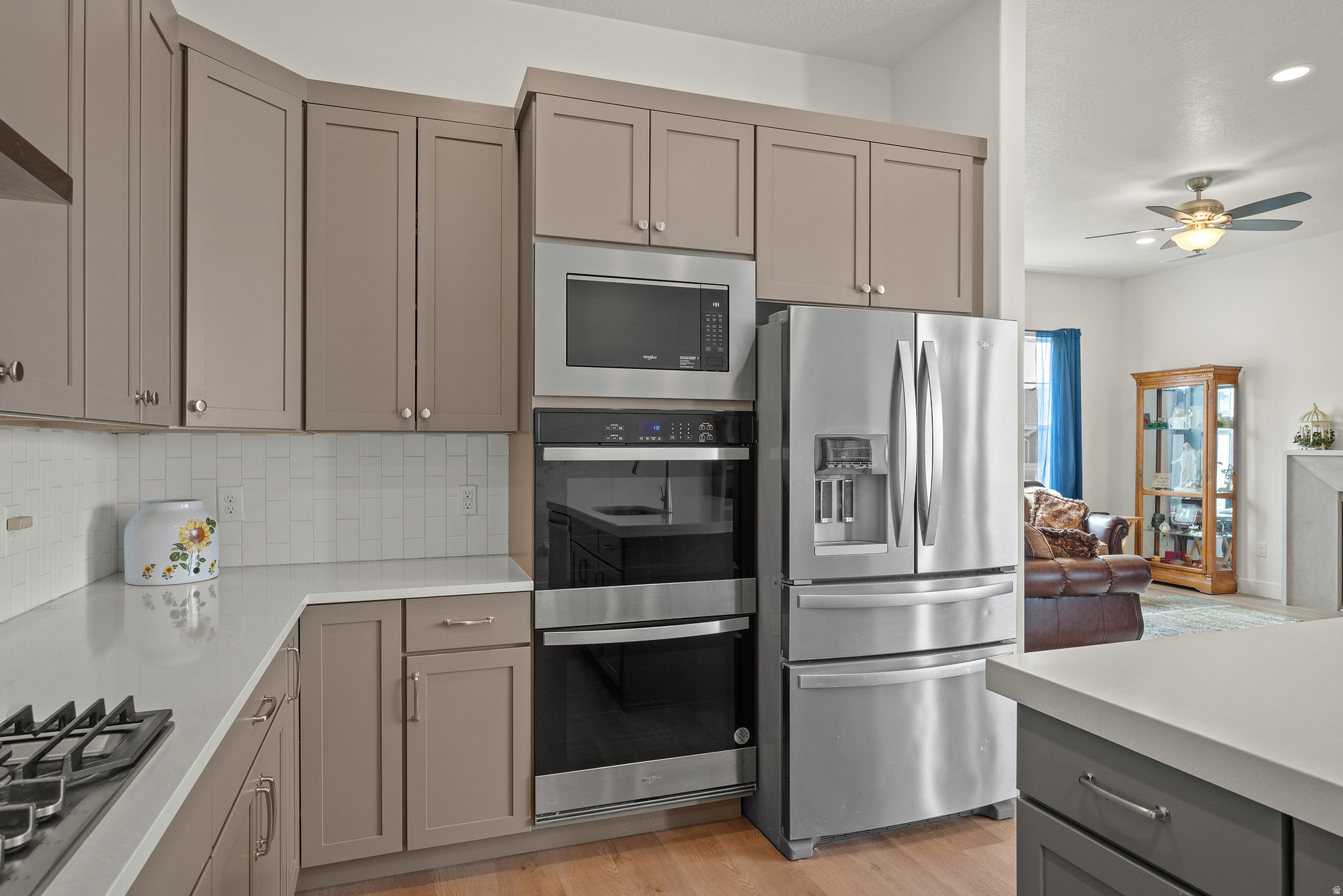 SUNRISE RANCH - Residential Income