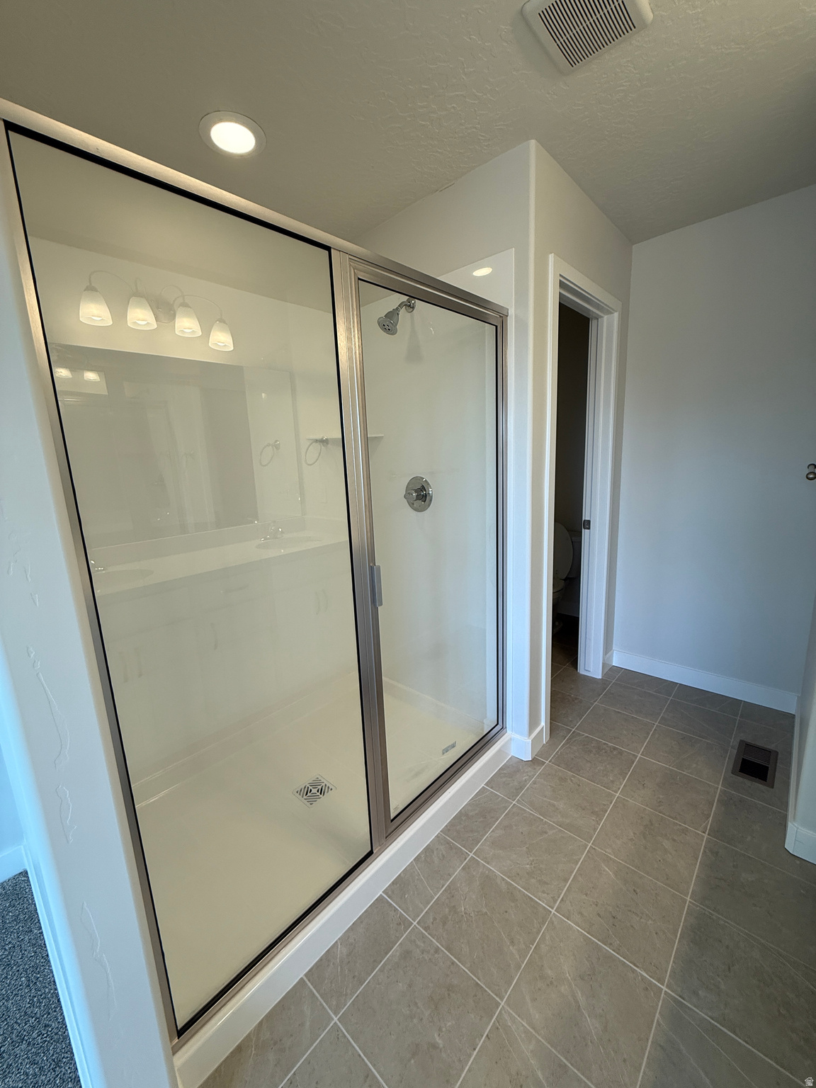 MEADOWBROOK - Residential