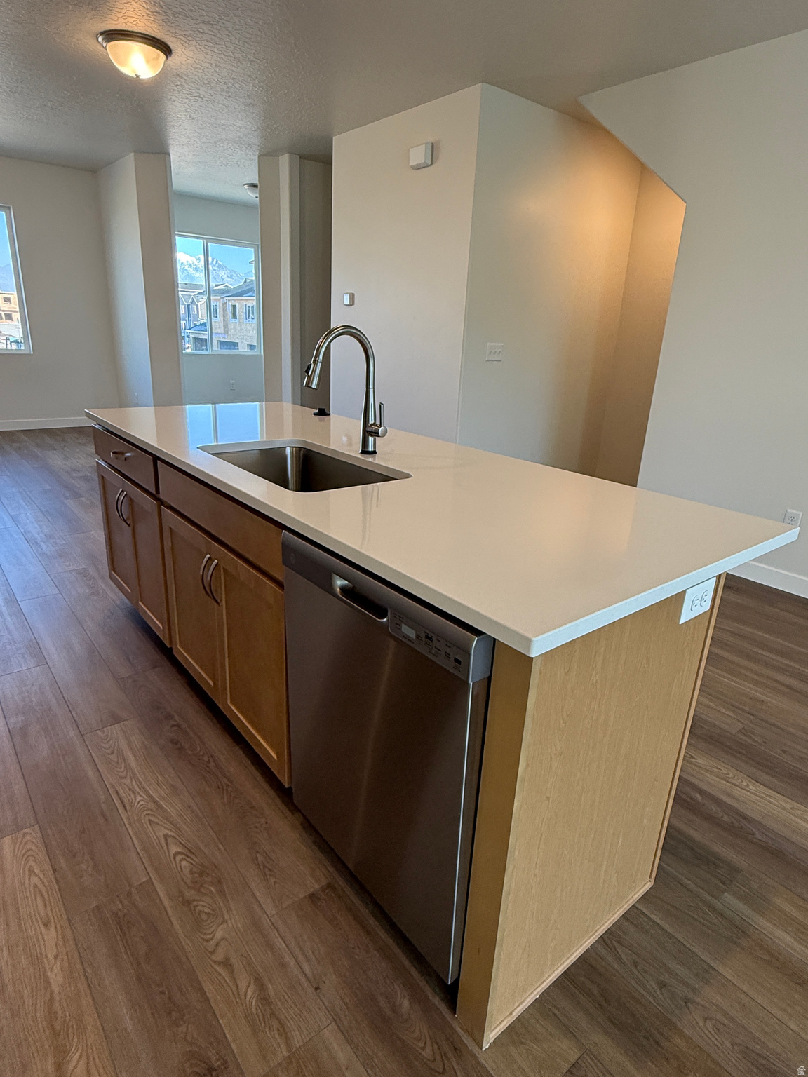 MEADOWBROOK - Residential