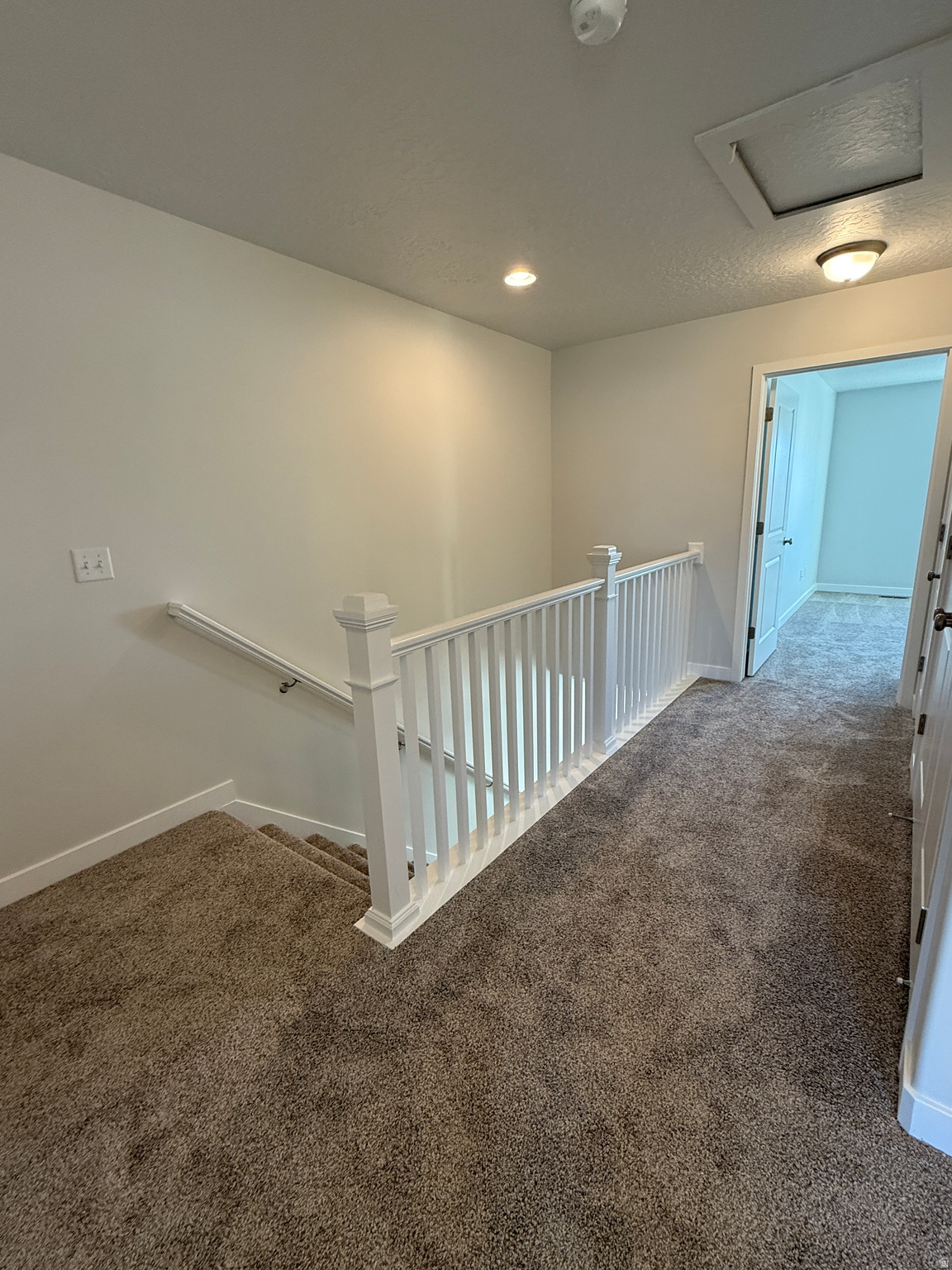 MEADOWBROOK - Residential