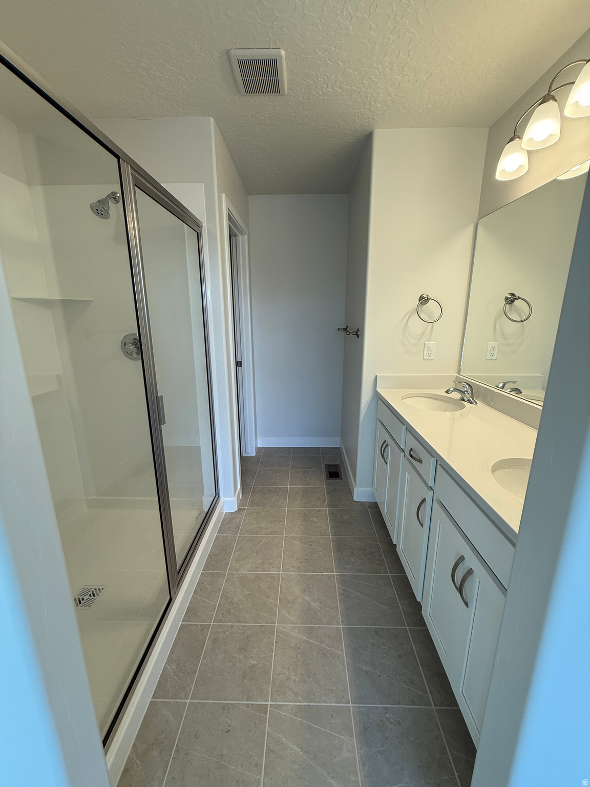 MEADOWBROOK - Residential